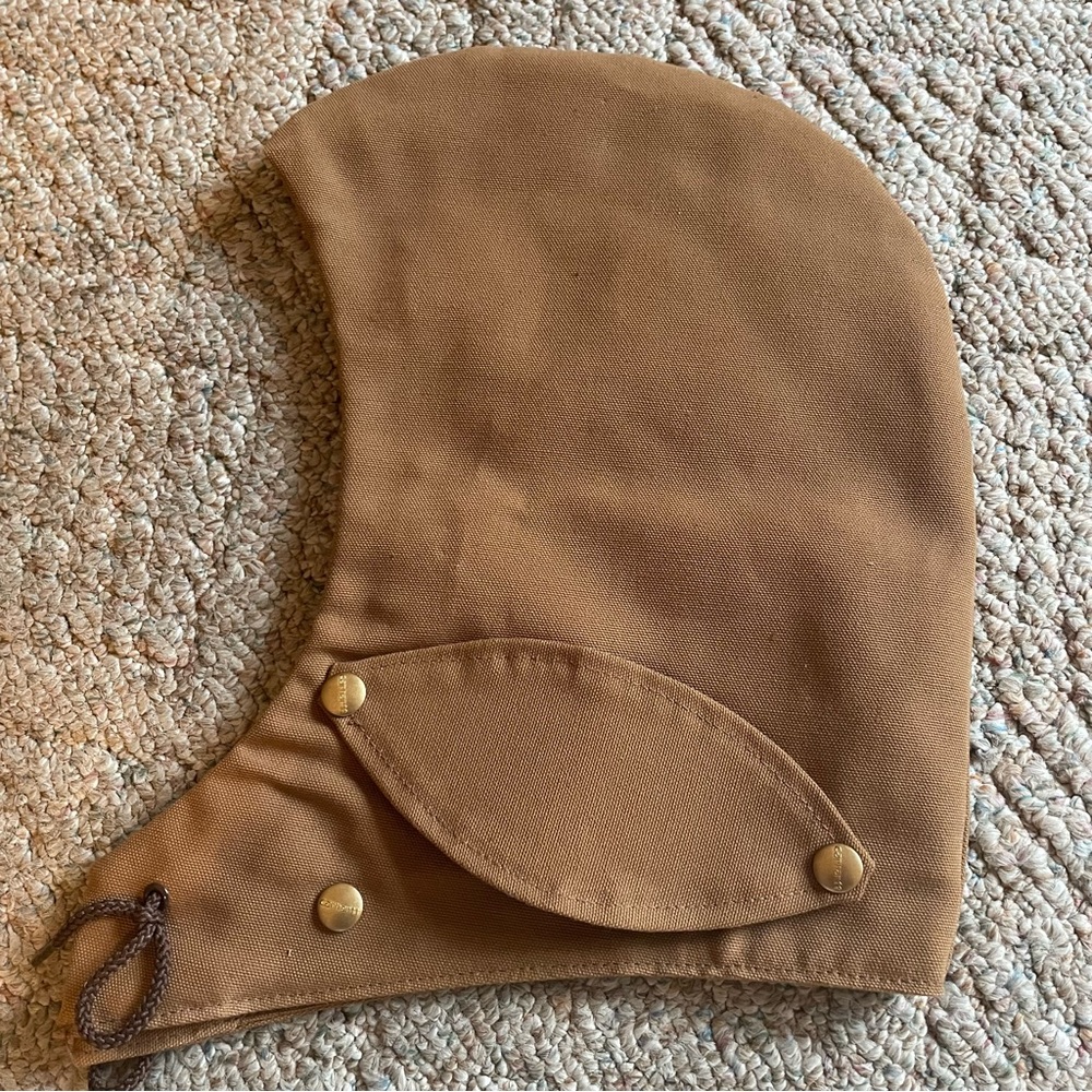 Carhartt Brown Hat with Durable Fabric and Simple Design - Picture 2 of 7